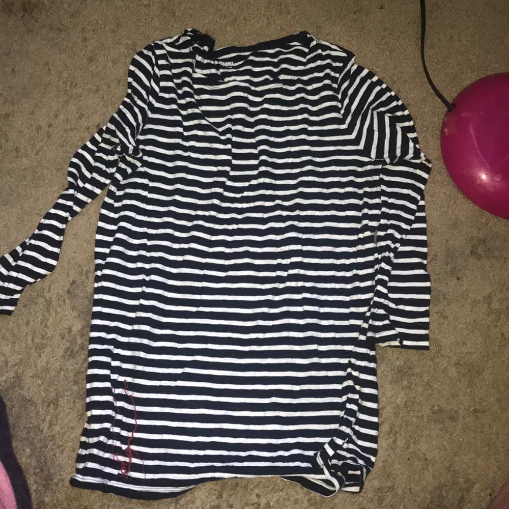 Old navy shirt